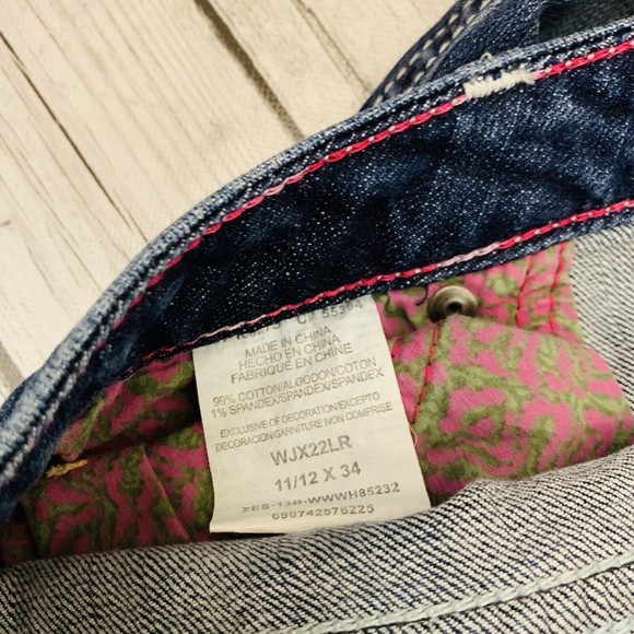 Womens ROCK 47 Wrangler Low Rise Embroidered Medium Wash Blue Jeans Size 11/12 - Picture 12 of 13